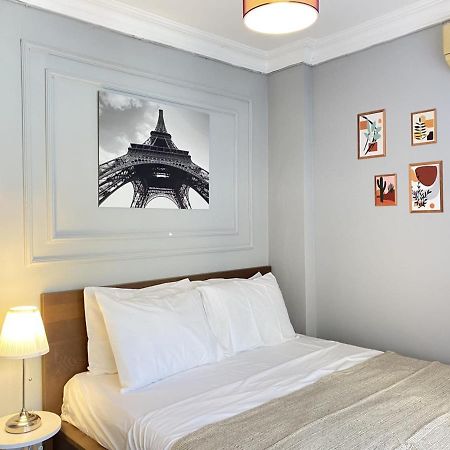 Charming Flat With Balcony In Sinanpasa Besiktas Lägenhet Istanbul Exteriör bild