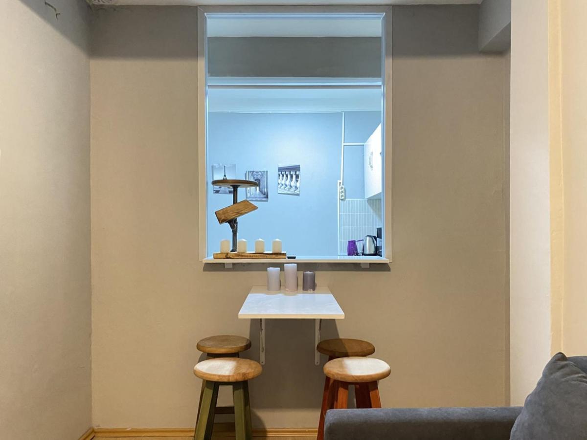 Charming Flat With Balcony In Sinanpasa Besiktas Lägenhet Istanbul Exteriör bild
