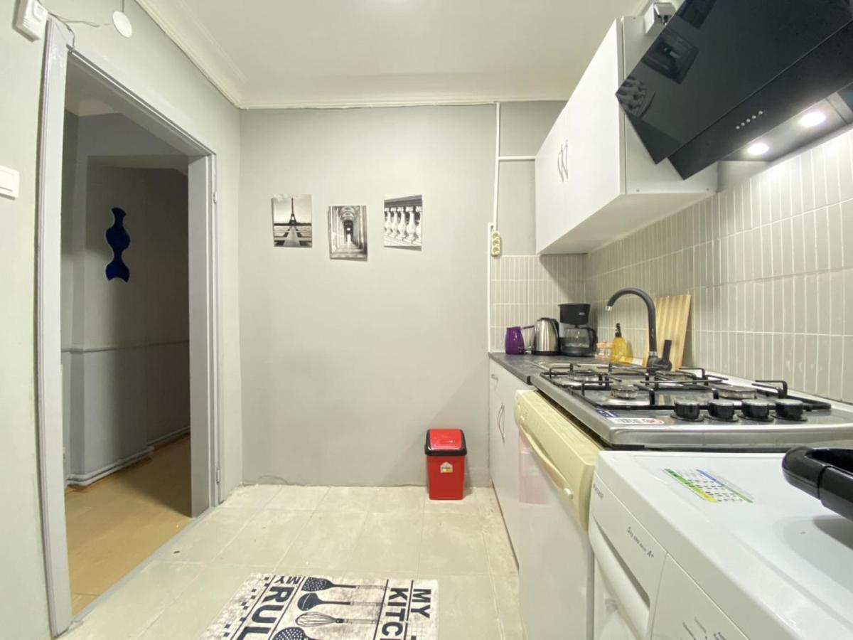 Charming Flat With Balcony In Sinanpasa Besiktas Lägenhet Istanbul Exteriör bild