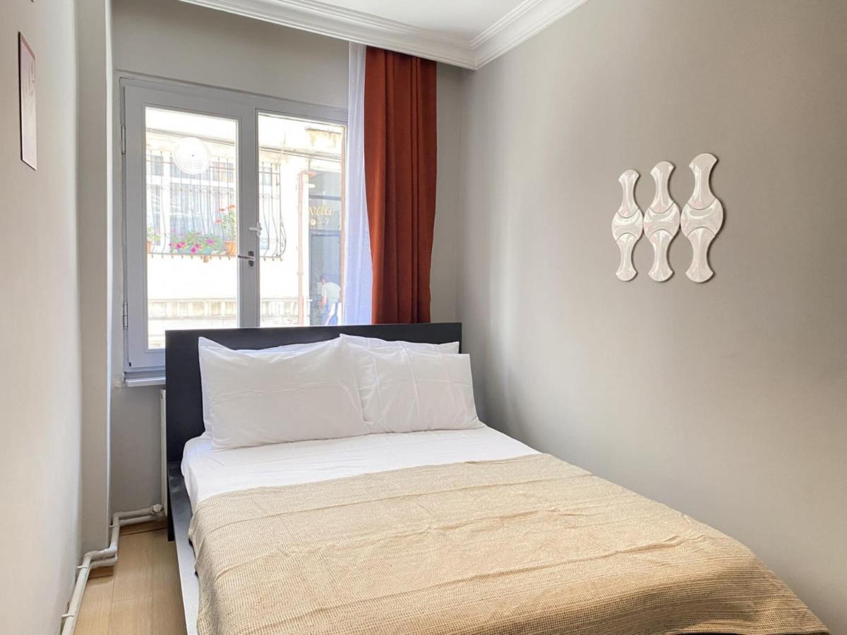 Charming Flat With Balcony In Sinanpasa Besiktas Lägenhet Istanbul Exteriör bild