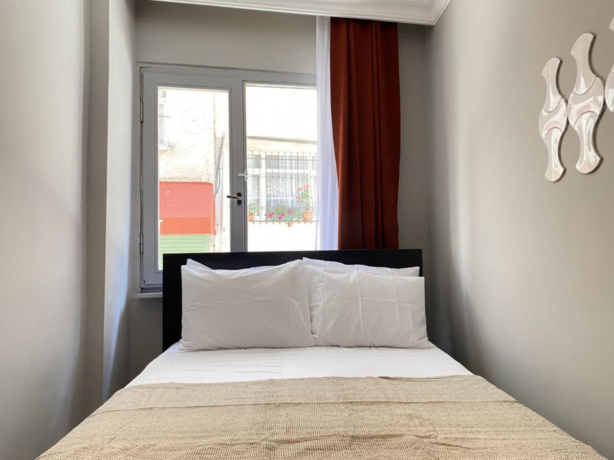 Charming Flat With Balcony In Sinanpasa Besiktas Lägenhet Istanbul Exteriör bild